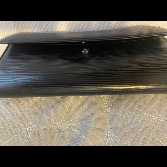Louis Vuitton Black Epi Leather Wallet - Picture 7 of 12